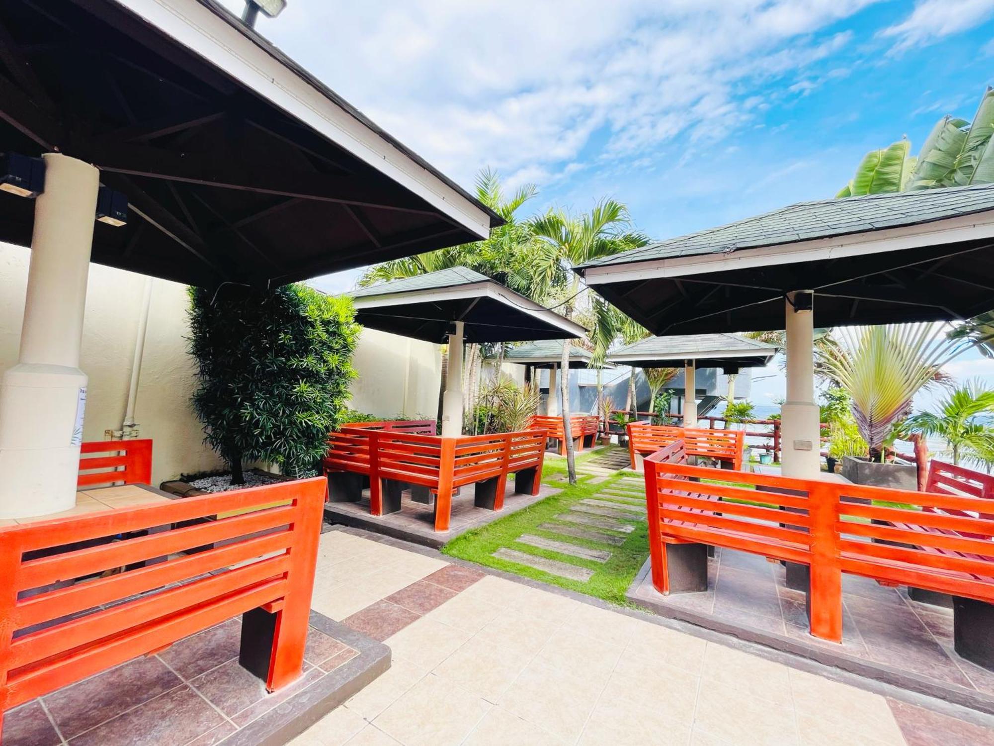 Palmbeach Resort & Spa Mactan, Cebu Lapu-Lapu City Exterior photo