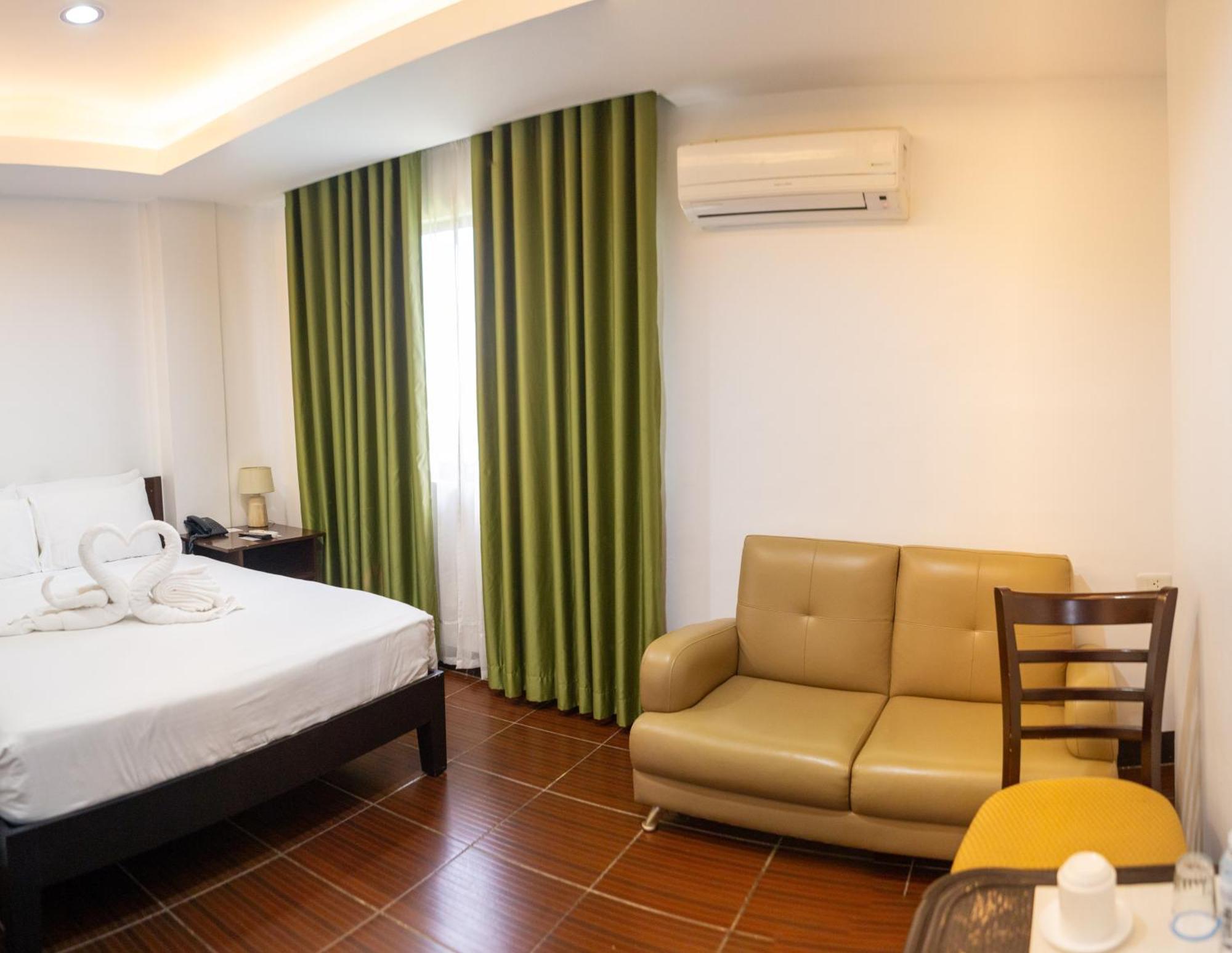 Palmbeach Resort & Spa Mactan, Cebu Lapu-Lapu City Exterior photo