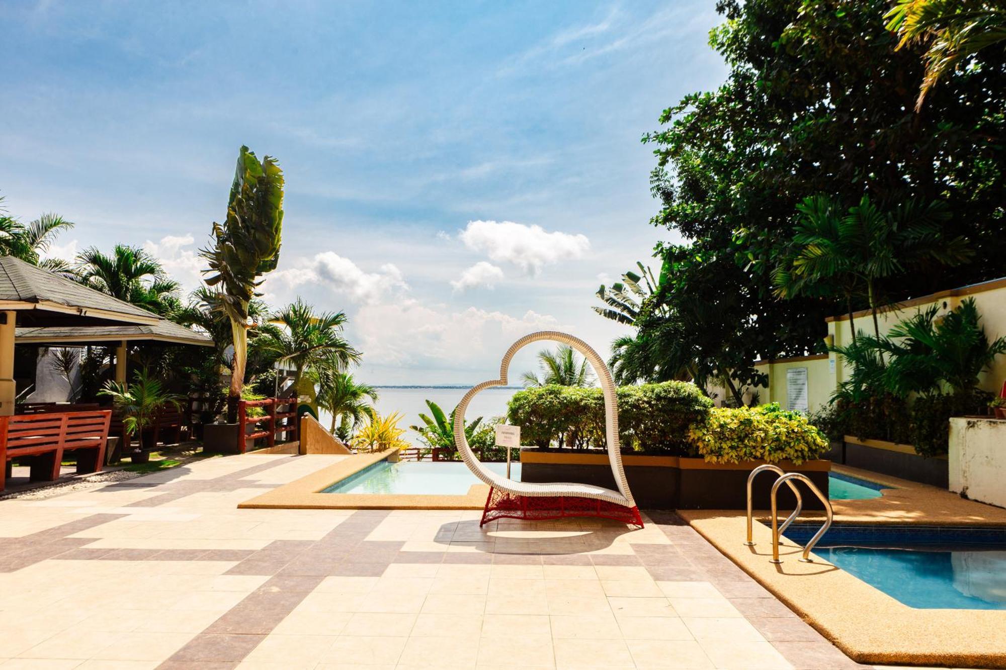 Palmbeach Resort & Spa Mactan, Cebu Lapu-Lapu City Exterior photo